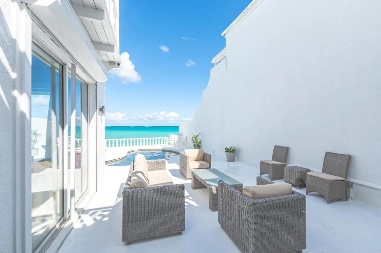 ناسو Caprice 5 -Private Beachfront Home In Gated Community بيت للعطل