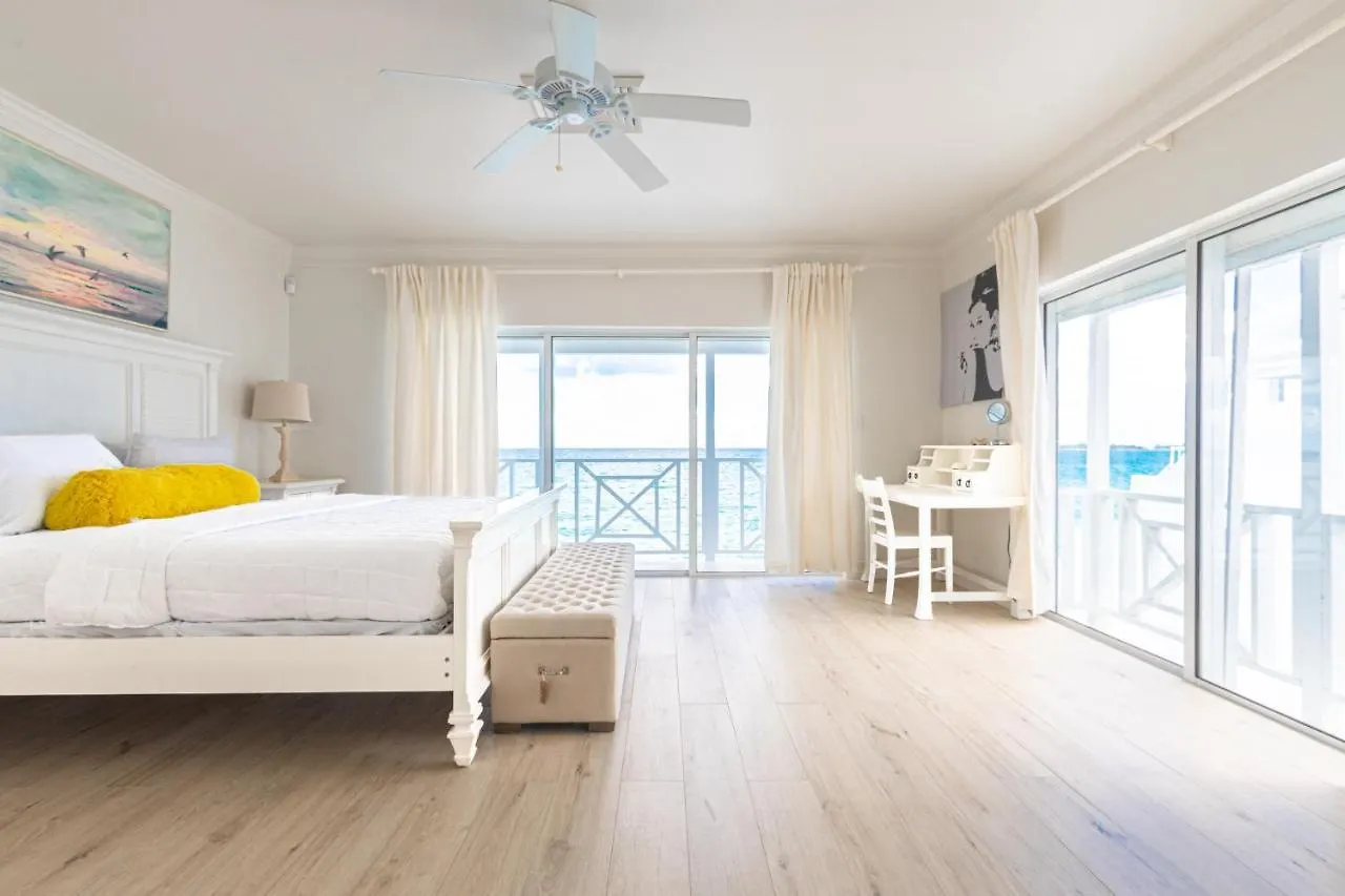 بيت للعطل ناسو Caprice 5 -Private Beachfront Home In Gated Community البهاما